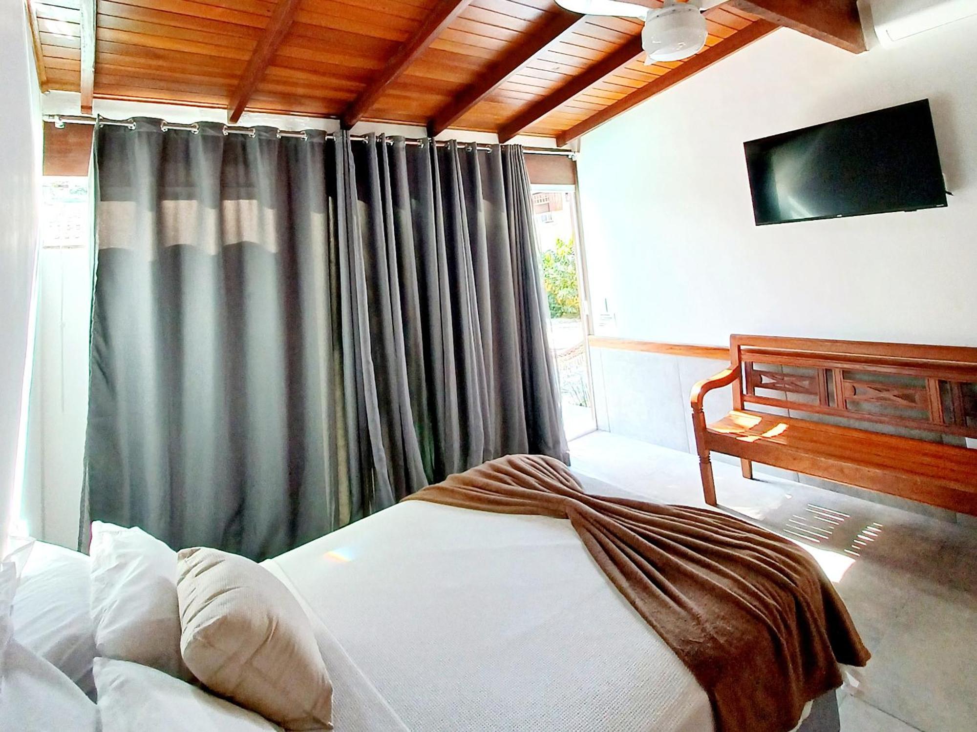 Suítes Estou de Férias Parati Habitación foto